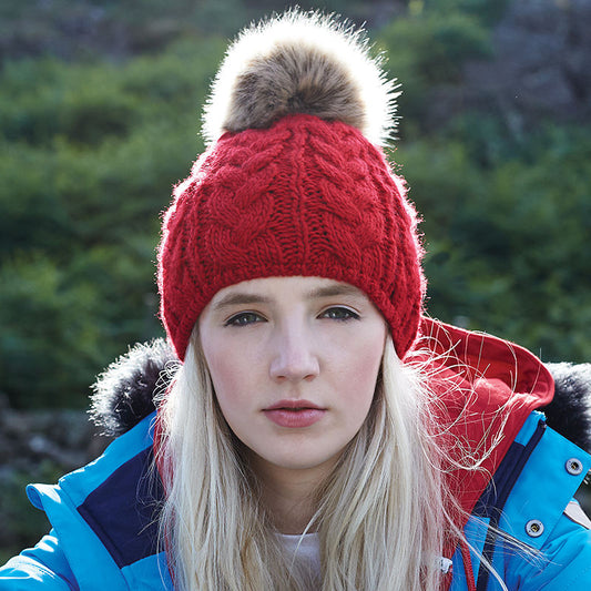 Fur pom pom cable beanie